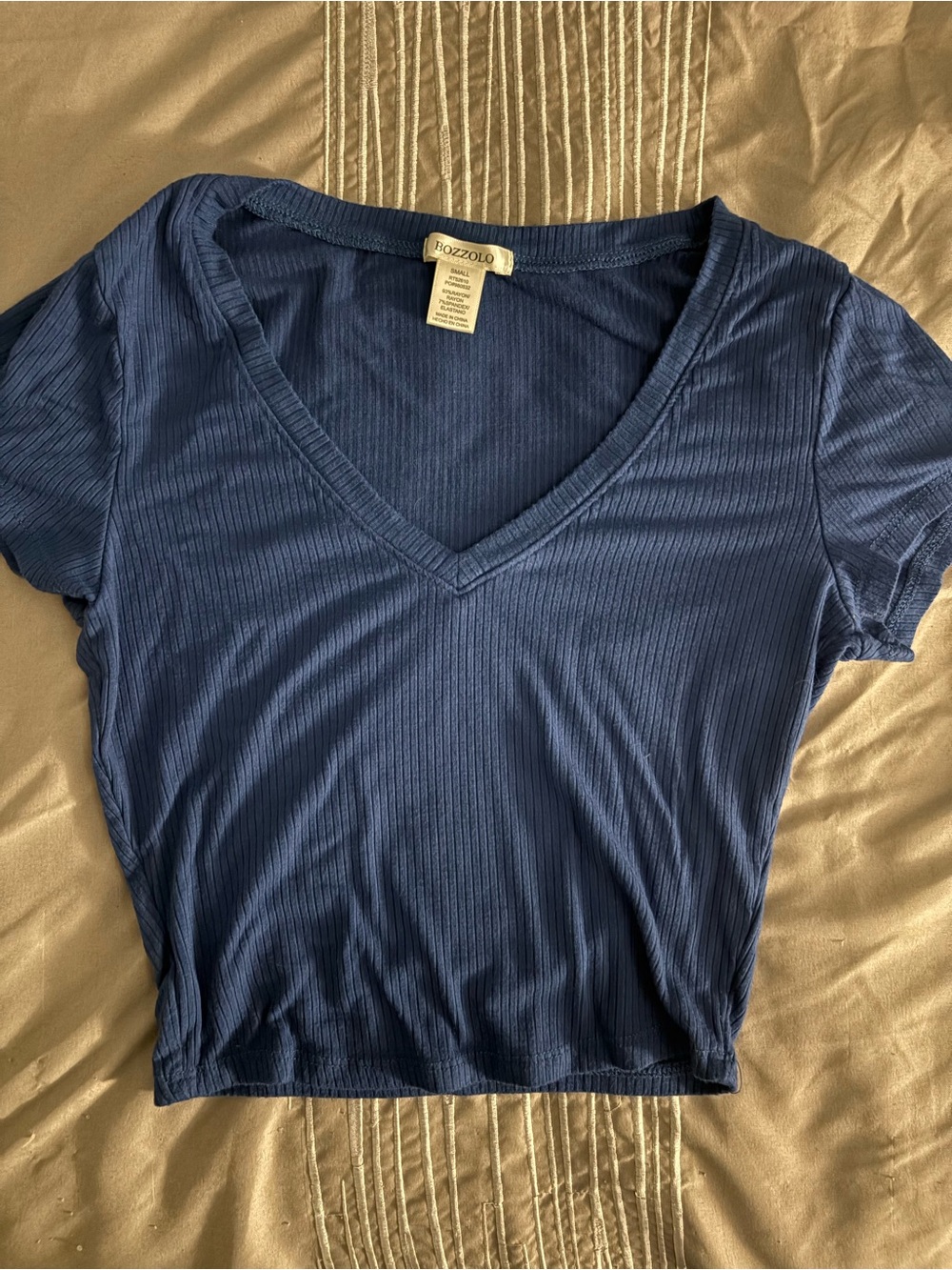 Bozzolo Navy Ribbed V-Neck Crop Top